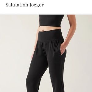 Runs a little big, so more like an XS or small S if you don’t want looser fit.